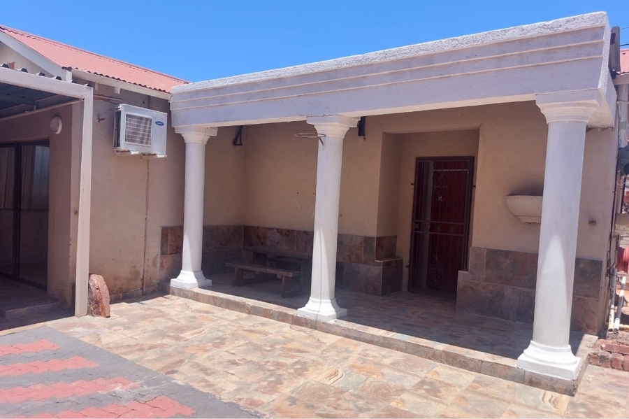 1 Bedroom Property for Sale in South Ridge Northern Cape
